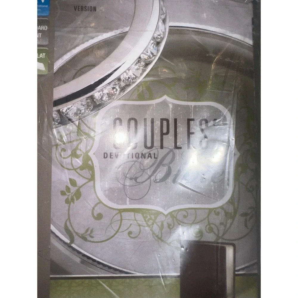 NIV Couples Devotional Bible New International Version Zondervan Sealed New